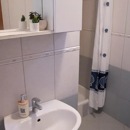 Nikola Skarica 8 Apartament *